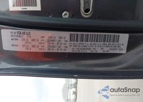 2019 Jeep Cherokee Latitude Plus 4X4 z USA, uszkodzony, nr VIN 1C4PJMLB2KD433301